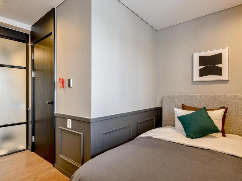 Brown Dot Yangjeong Hotel Busan Bagian luar foto